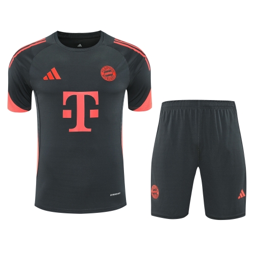 2025/26 Bayern München Black Thailand Soccer Training Jersey Uniform-418