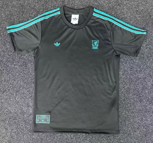 2025/26 Retro Version Liverpool Black Thailand Soccer Jerseys AAA-23