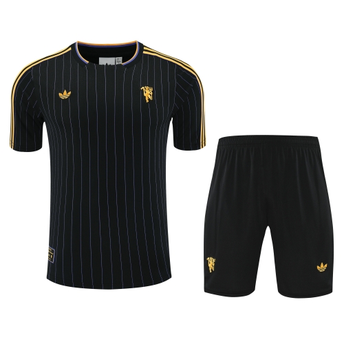2025/26 Manchester United Black Thailand Soccer Training Uniform-418