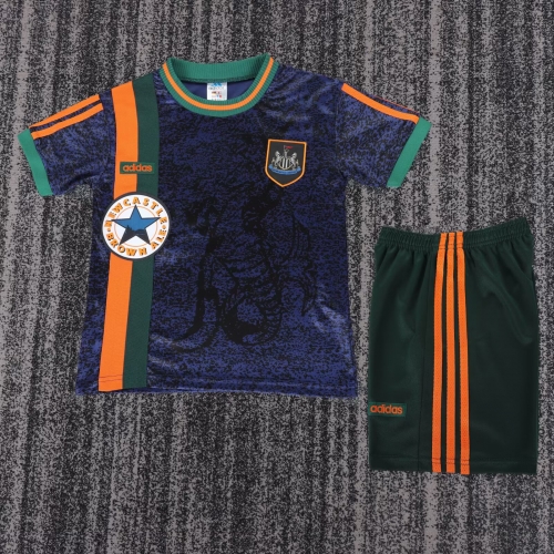 Kids 97/98 Retro Version Newcastle United Home Black & Blue Kids/Youth Soccer Uniform-811