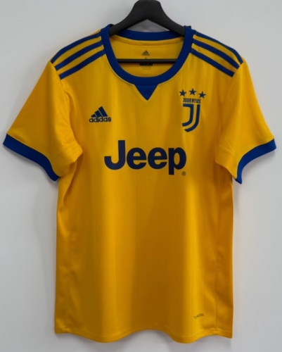 17/18 Retro Version Juventus Away Yellow Thailand Soccer Jersey AAA-301