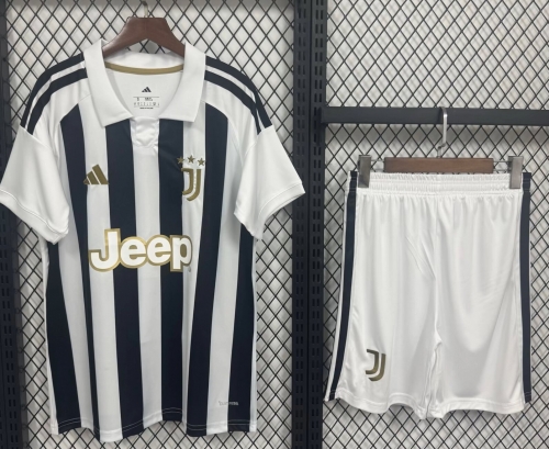 2026/27 Juventus Home Black & White Soccer Uniform-WL