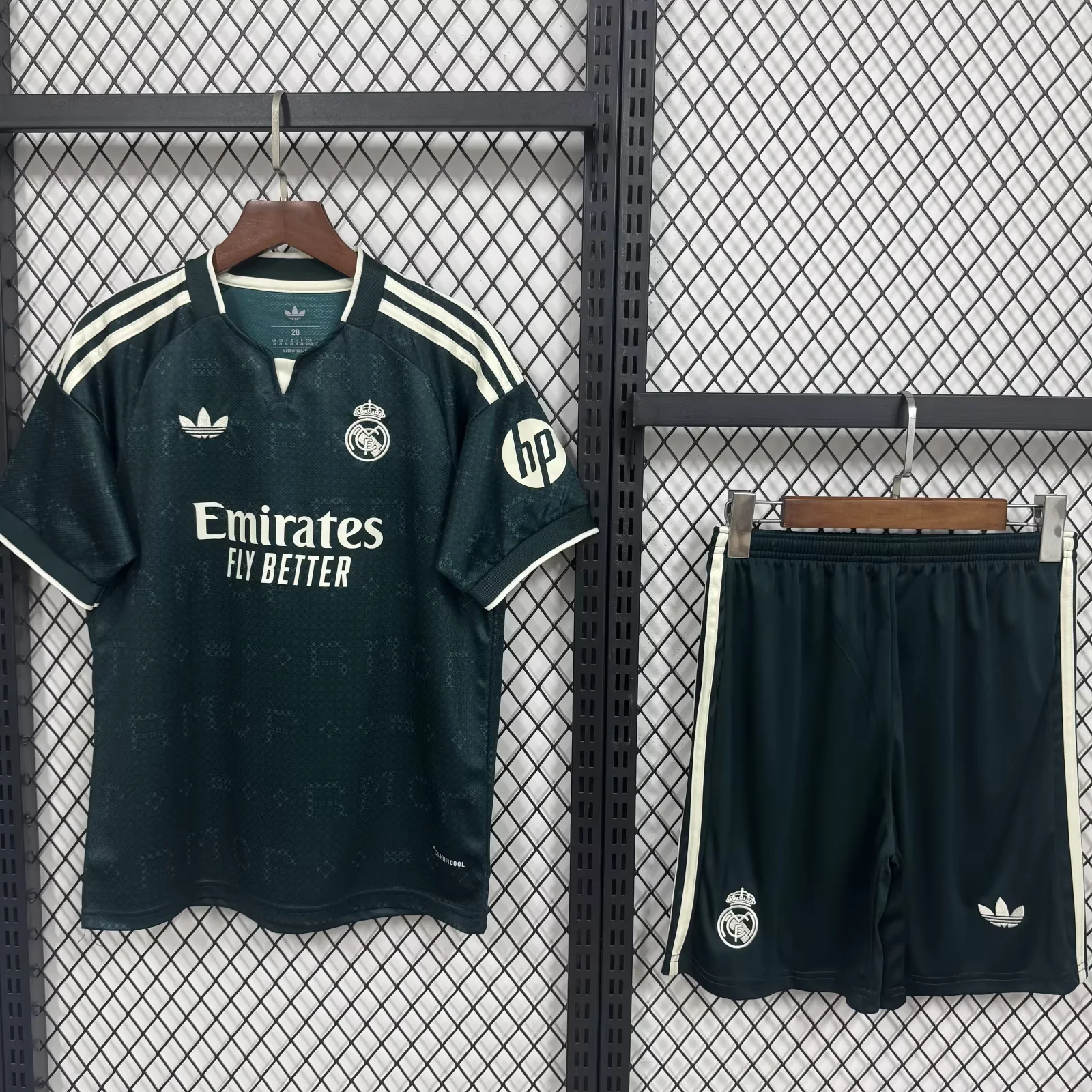 Kids 2026/27 Real Madrid Away Green Kids/Youth Soccer Uniform-522/123/BL