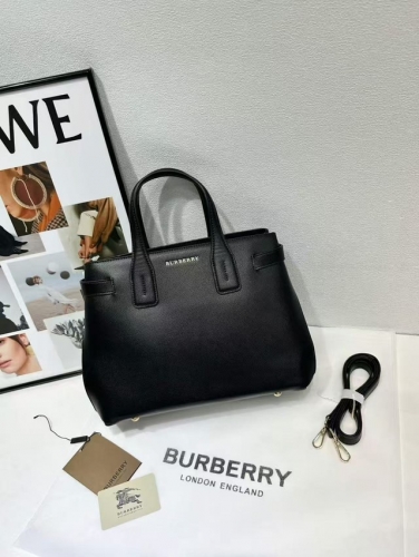 Burberr*y Handbags-260531-QQ00004