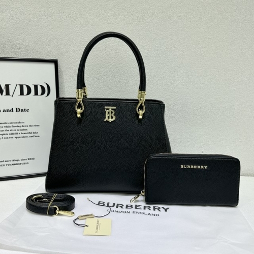 Burberr*y Handbags-260531-QQ00008