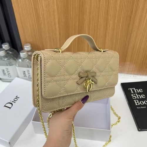 Dio*r Handbags-260531-XX11821