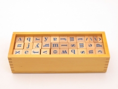 蒙特梭利材料木制字母骰子带盒木制儿童学习玩具