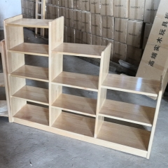 Prateleira de armazenamento de móveis de madeira para jardim de infância Prateleira de madeira pré-escolar para crianças Montessori