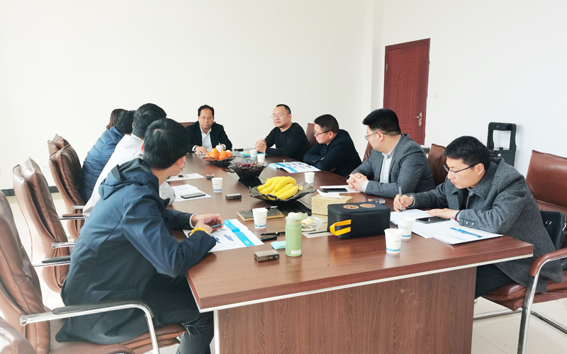 장쑤성 대학 지도자들이 PAPU 펌프를 방문했습니다.