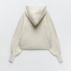 CROPPED KNIT HOODIE