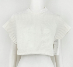 CROPPED KNIT TOP