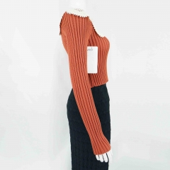 RIBBED TOP WITH CONTRAST COLLAR