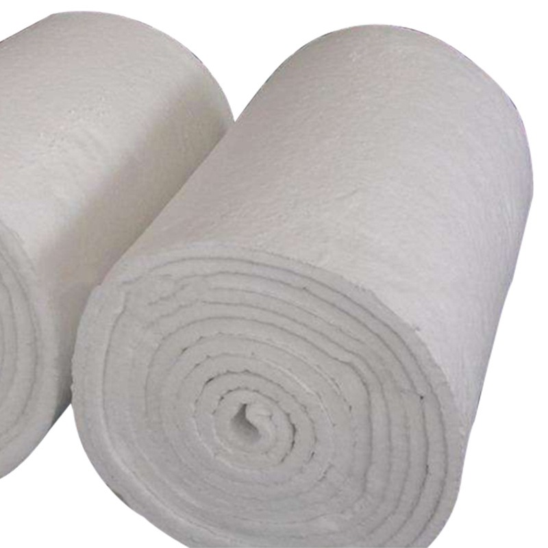 What are the environmental and safety advantages of soluble ceramic fiber blankets?