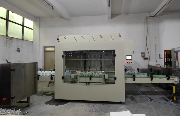 Brief introduction of anti-corrosion liquid filling machine
