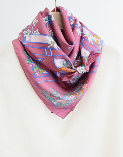 Square14MM 90cm  Twill  silk hand Rolled Edges Scarf