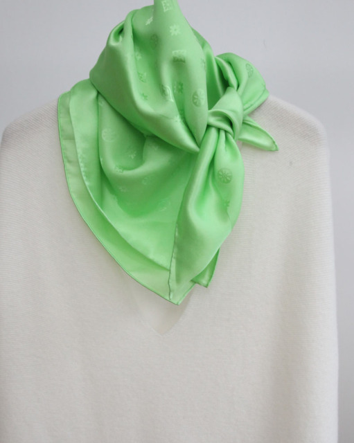 Square14MM 90cm  Crepe Ssatin Plain silk hand Rolled Edges Scarf