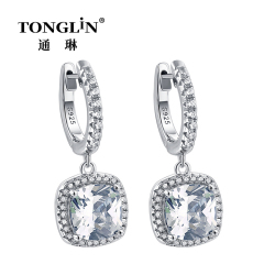 Boucles d'oreilles en argent élégant cz Hoop And Drop pour femmes