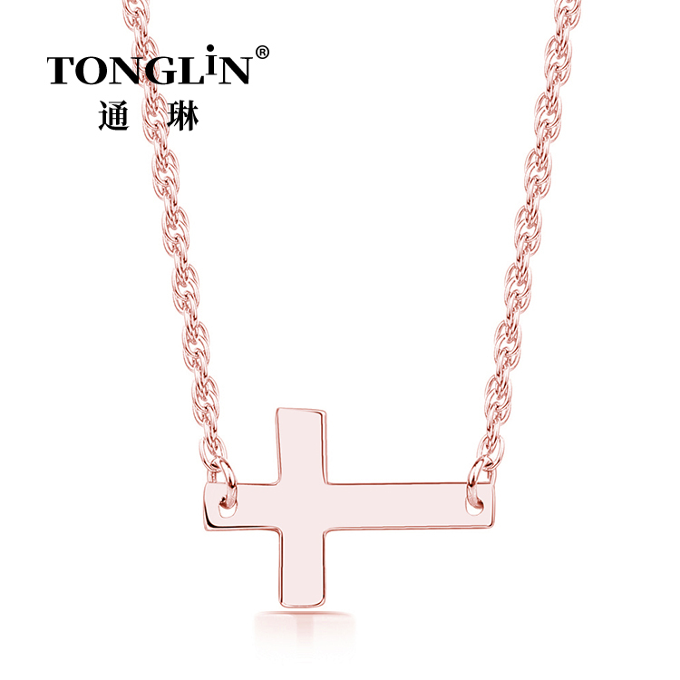 Collana con pendente incrociato in argento sterling personalizzato