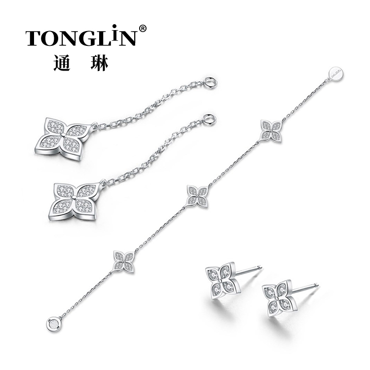 Ensemble collier et boucles d&#39;oreilles en argent sterling 925 Lucky Flower