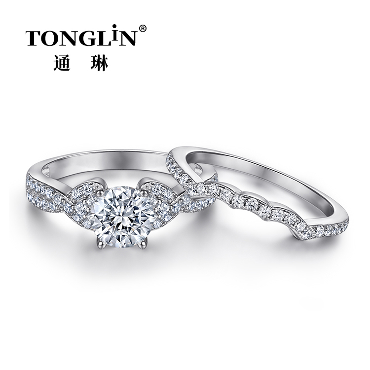 Conjuntos de anillos de boda de platino sobre plata esterlina con circonita cúbica