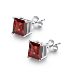 Orecchini quadrati in argento sterling con granato naturale rosso