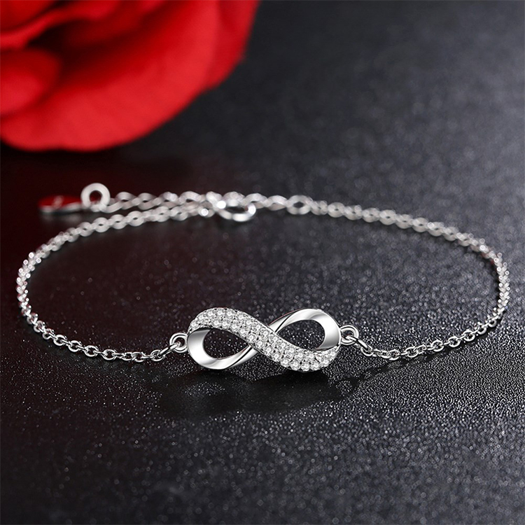 Beliebtes Sterling Silber Infinity Armband mit Zirkonia