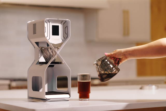 BeanSeeker: Coffee Ice Dripper Automated ice coffee machine