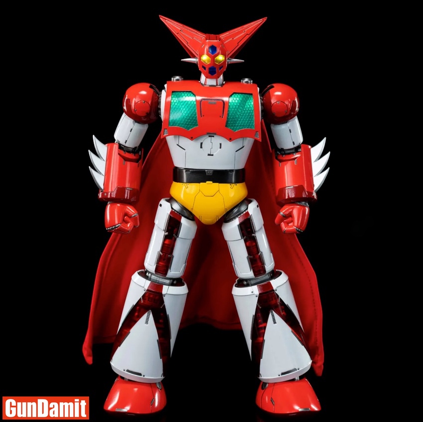 King Arts DFS074 Getter 1 diecast figure front view with red cape and LED eyes King Arts DFS074 Getter 1 diecast figure front view with red cape and LED eyes