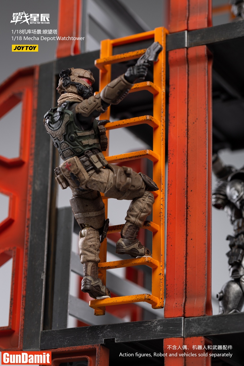 JoyToy Source 1/18 Mecha Depot Observation Tower close-up figure climbing orange ladder JoyToy Source 1/18 Mecha Depot Observation Tower close-up figure climbing orange ladder