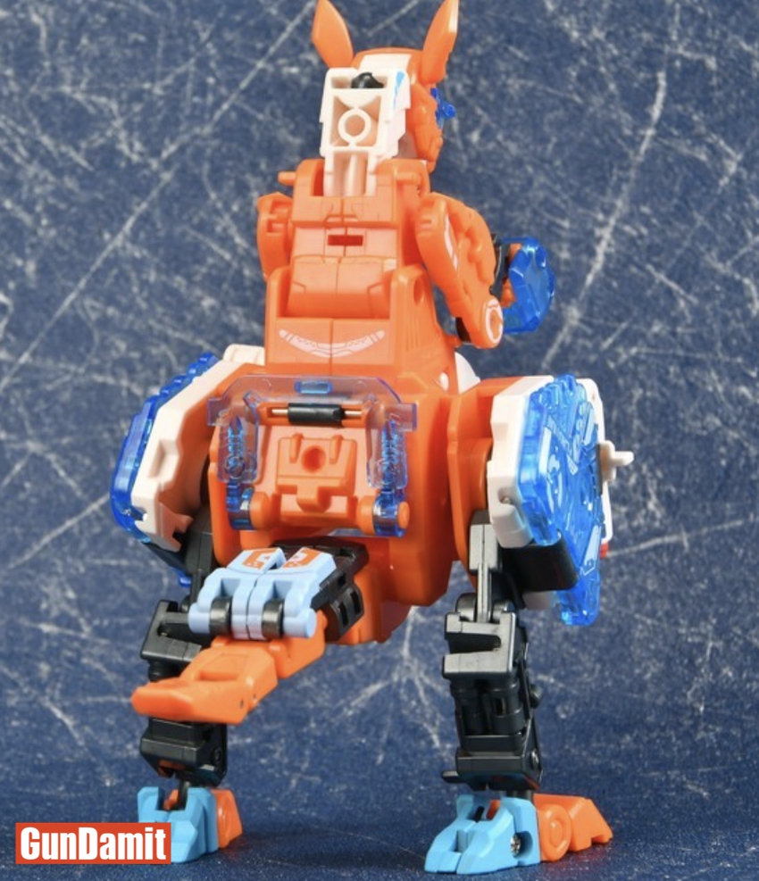 52Toys BeastBox BB-35 Ricochet beast mode rear view backpack and tail detail 52Toys BeastBox BB-35 Ricochet beast mode rear view backpack and tail detail