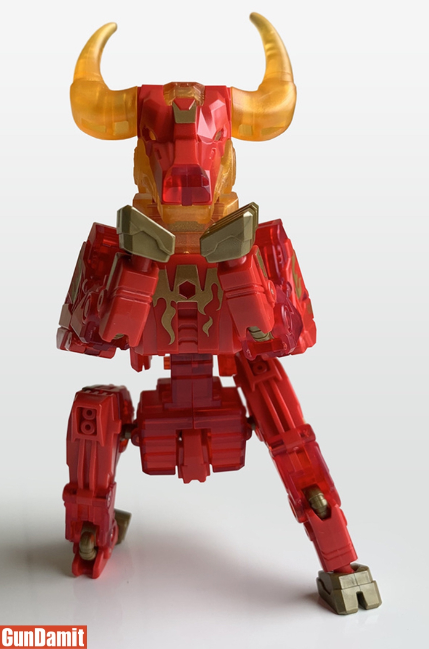 52Toys BeastBox BB-33 Blazingspear robot mode front view translucent red body gold horns 52Toys BeastBox BB-33 Blazingspear robot mode front view translucent red body gold horns