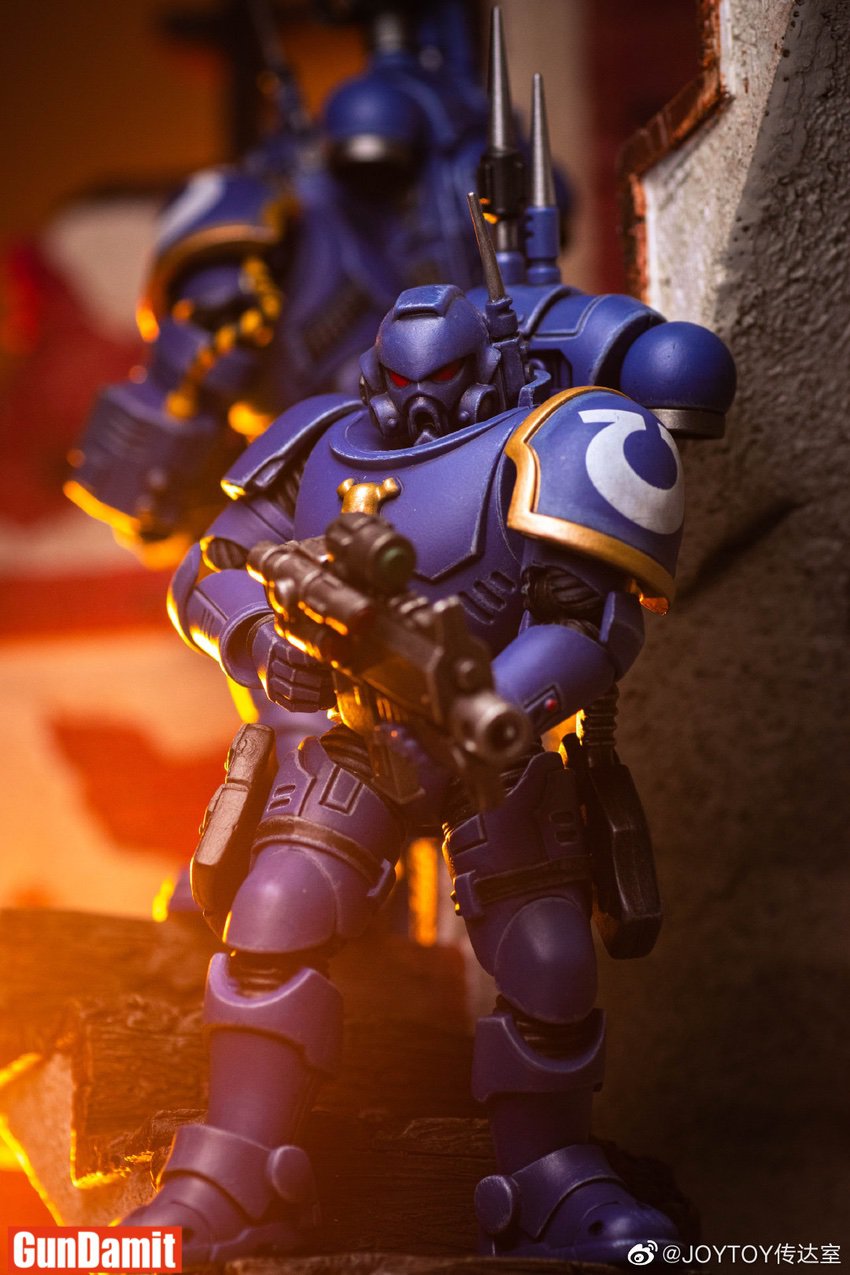 JoyToy Warhammer 40K Ultramarines Infiltrators squad tactical formation JoyToy Warhammer 40K Ultramarines Infiltrators squad tactical formation