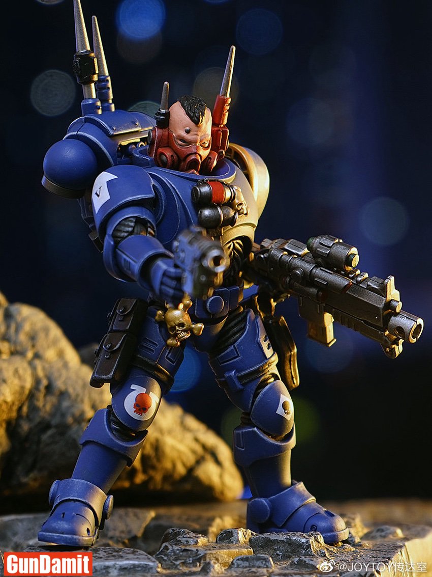 JoyToy Ultramarines Infiltrator Sergeant bareheaded bolt rifle skull insignia JoyToy Ultramarines Infiltrator Sergeant bareheaded bolt rifle skull insignia