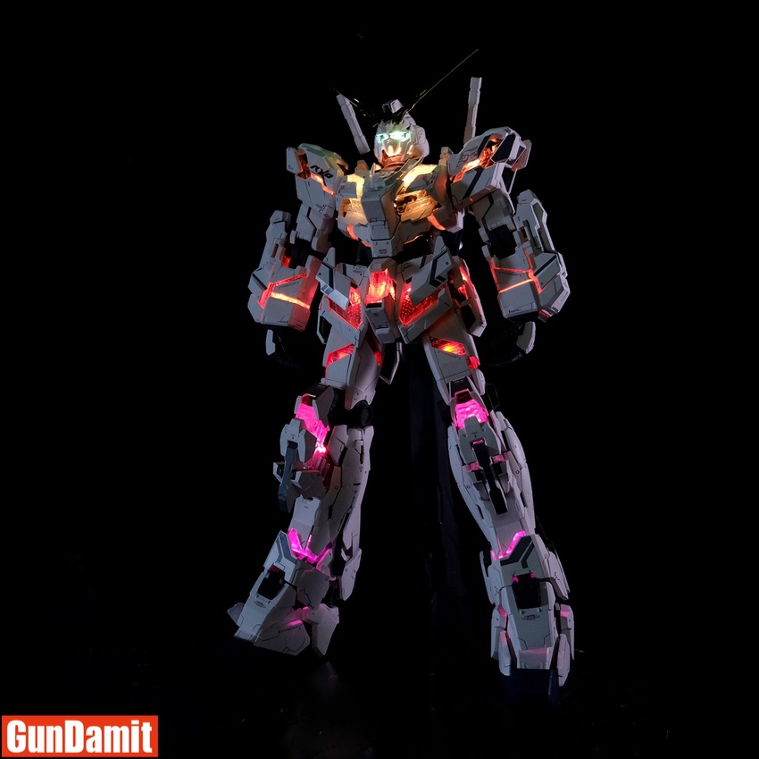 PG 1/60 Unicorn Gundam with Kosmos RGB LED kit showing red and pink psychoframe illumination in Destroy Mode PG 1/60 Unicorn Gundam with Kosmos RGB LED kit showing red and pink psychoframe illumination in Destroy Mode