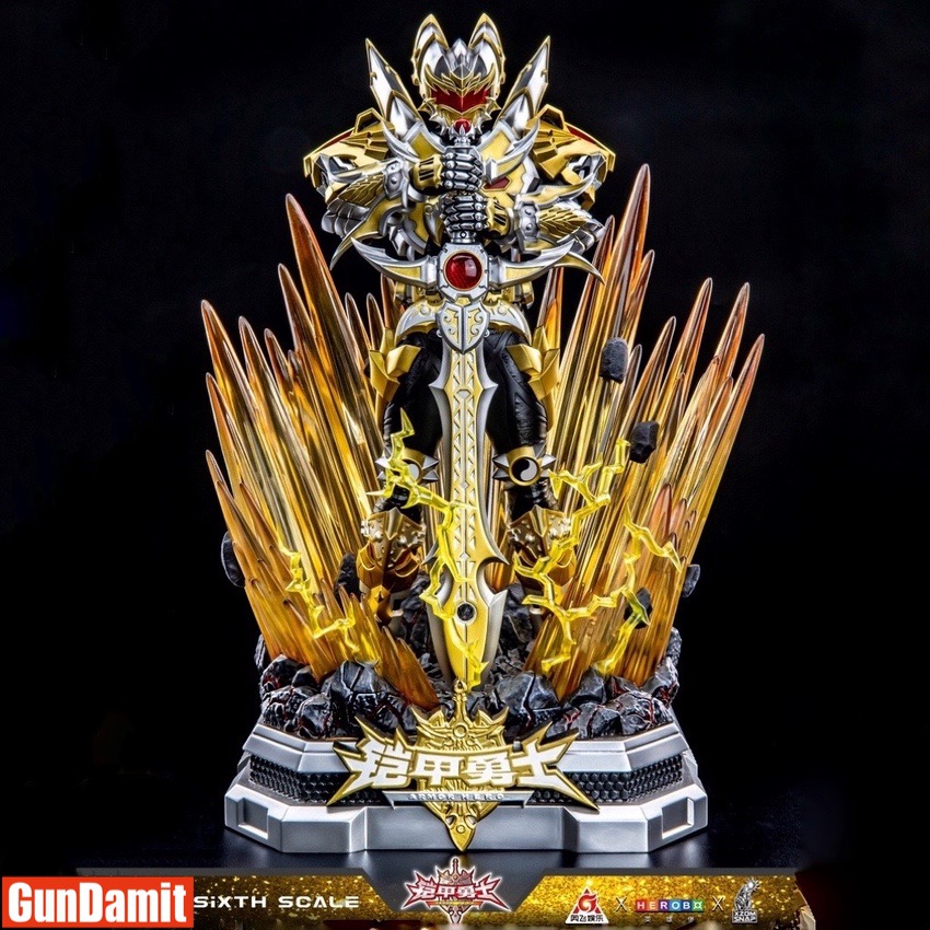 HeatBoys Armor Hero Emperor Hero 1/6 statue front view with golden crystal base and sword HeatBoys Armor Hero Emperor Hero 1/6 statue front view with golden crystal base and sword