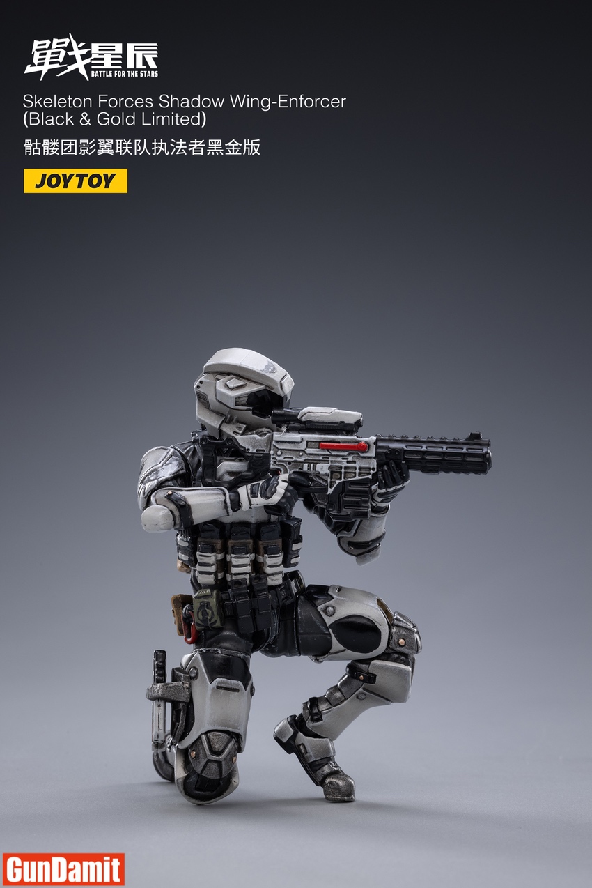 JoyToy Wing-Enforcer Black Gold kneeling aiming rifle JoyToy Wing-Enforcer Black Gold kneeling aiming rifle