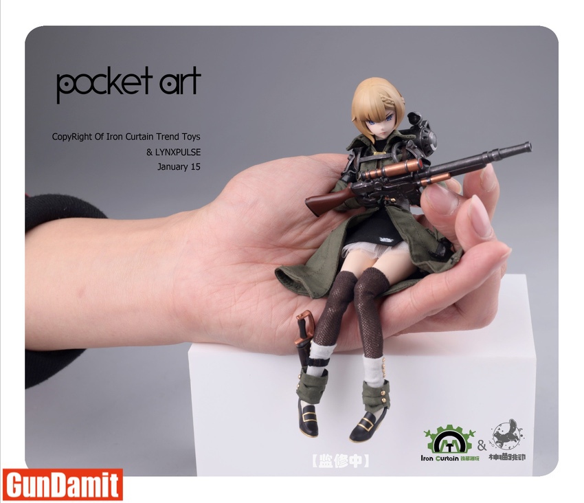 Hand-held size comparison of Pocket Art Emilia 1/12 scale figure showing compact size Hand-held size comparison of Pocket Art Emilia 1/12 scale figure showing compact size