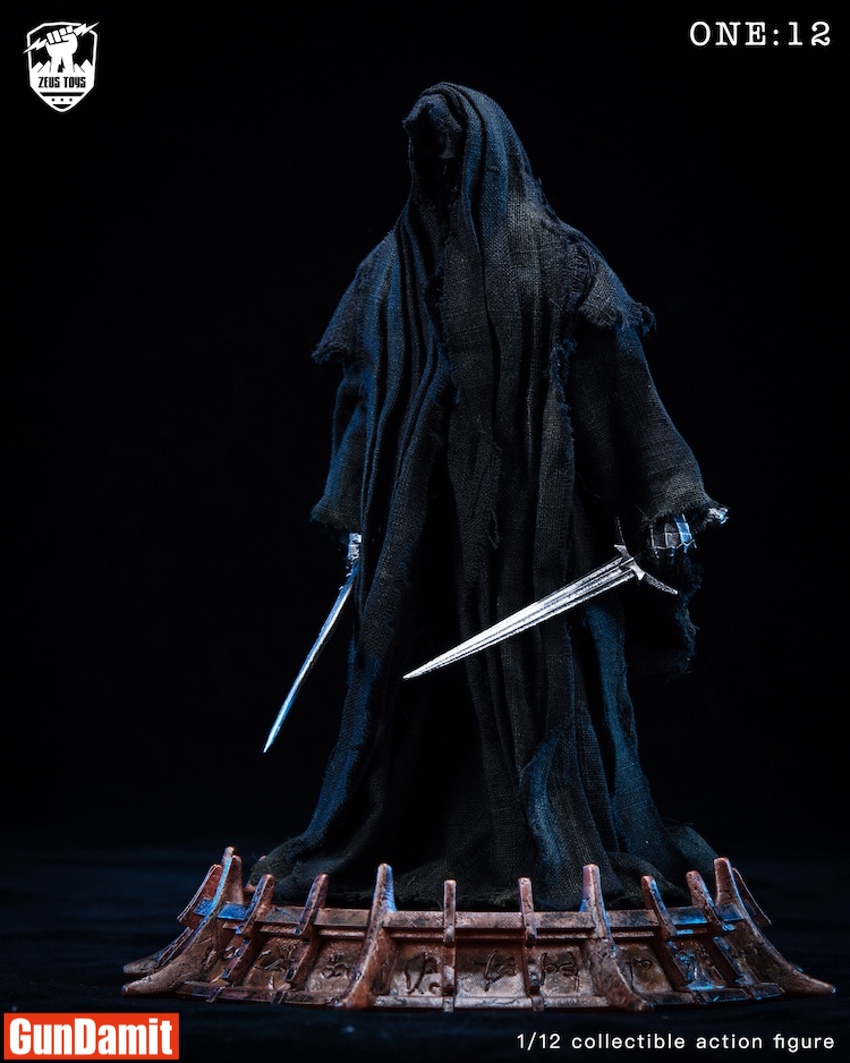 Front view of Zeus Toys ZT04 Ringwraith holding sword upright with hooded black robe draped over bronze ruin base Front view of Zeus Toys ZT04 Ringwraith holding sword upright with hooded black robe draped over bronze ruin base