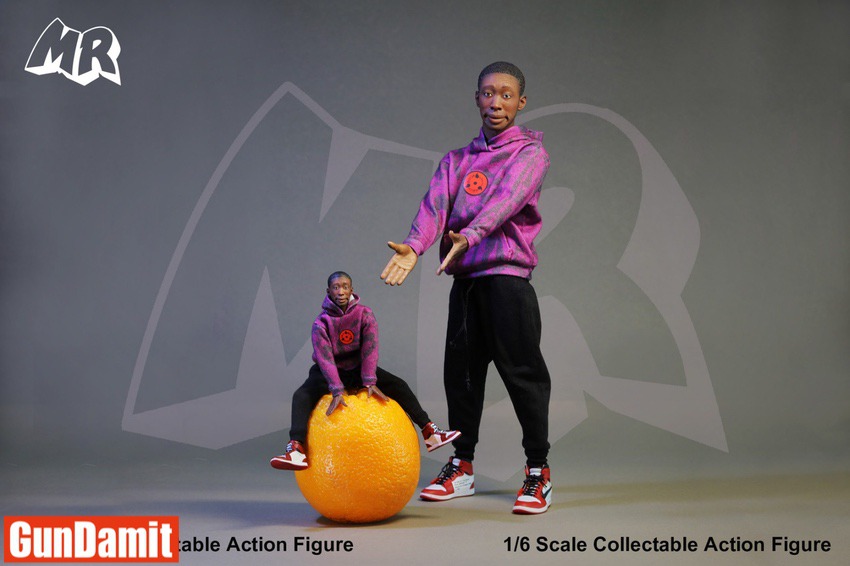 1/6 and 1/12 Mr. No Say figures together with orange showing scale difference 1/6 and 1/12 Mr. No Say figures together with orange showing scale difference