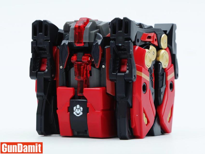 52Toys BeastBox BB-43 Lava cube mode front view with paw logo emblem 52Toys BeastBox BB-43 Lava cube mode front view with paw logo emblem