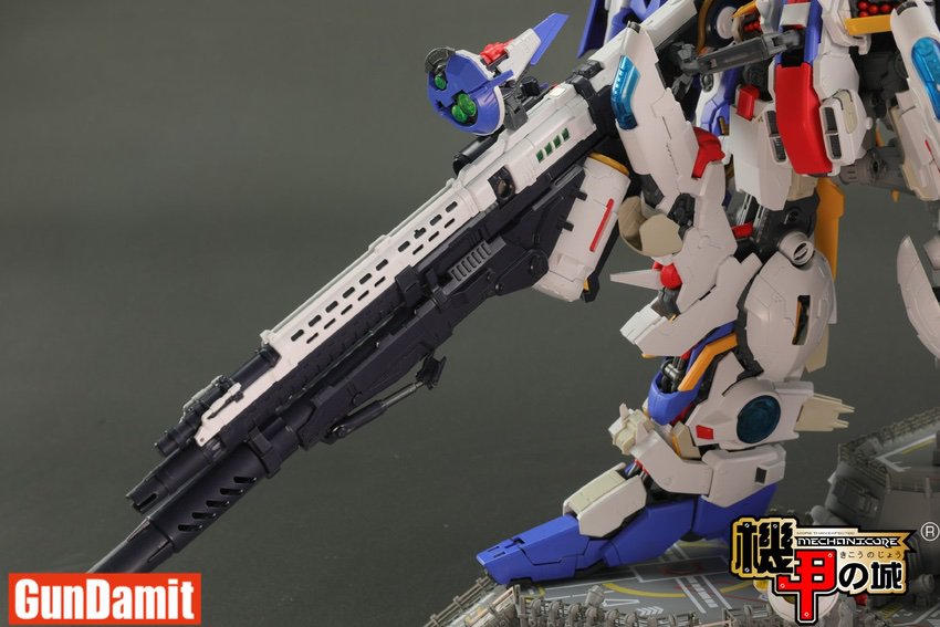 Mechanicore Ex-S Gundam lower body detail with beam smart gun weapon Mechanicore Ex-S Gundam lower body detail with beam smart gun weapon
