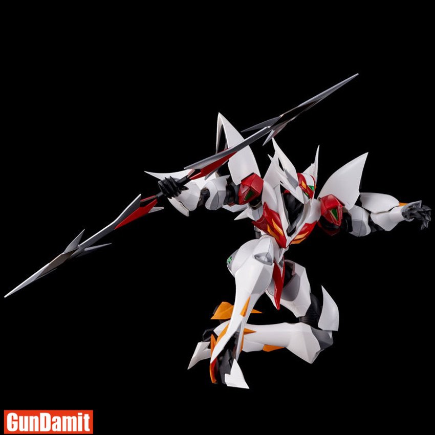 Sentinel Riobot Tekkaman Blade D-boy Evolution crouching action pose with dual lances Sentinel Riobot Tekkaman Blade D-boy Evolution crouching action pose with dual lances