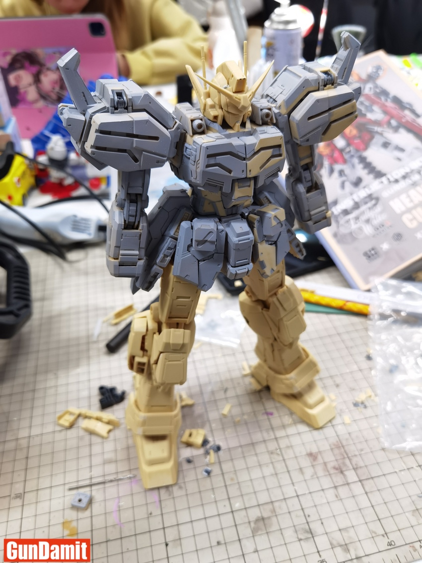 SH Studio HeavyArms Custom EW garage kit rear angle showing shoulder armor and torso detail SH Studio HeavyArms Custom EW garage kit rear angle showing shoulder armor and torso detail