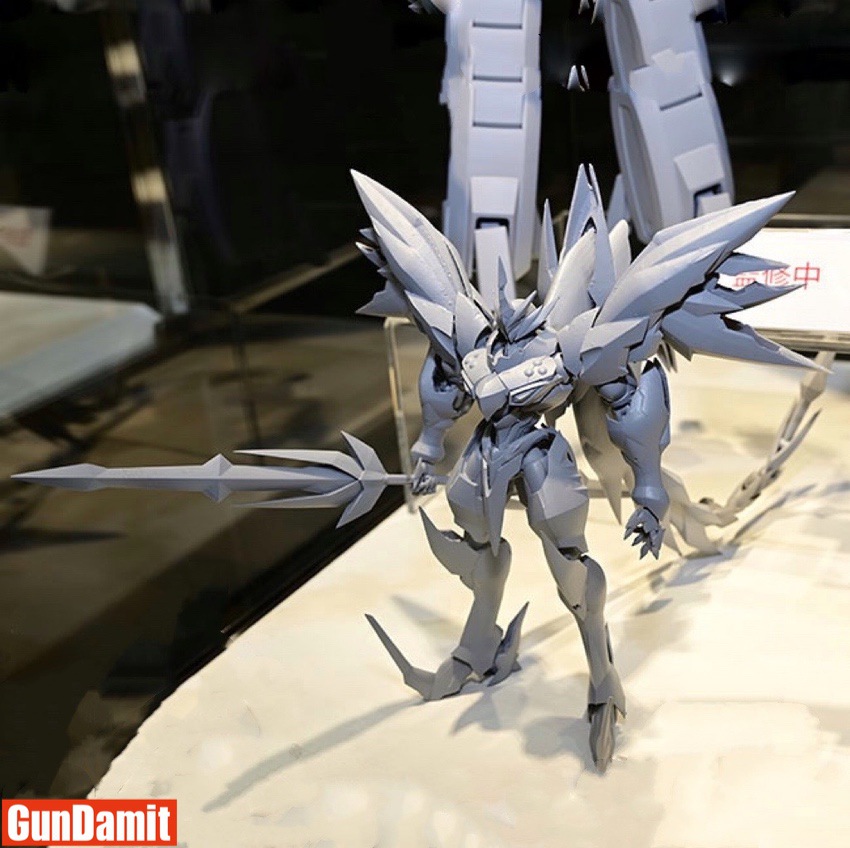 Sentinel Riobot Tekkaman Blade Evil Evolution Version prototype figure with lance weapon front dynamic pose Sentinel Riobot Tekkaman Blade Evil Evolution Version prototype figure with lance weapon front dynamic pose