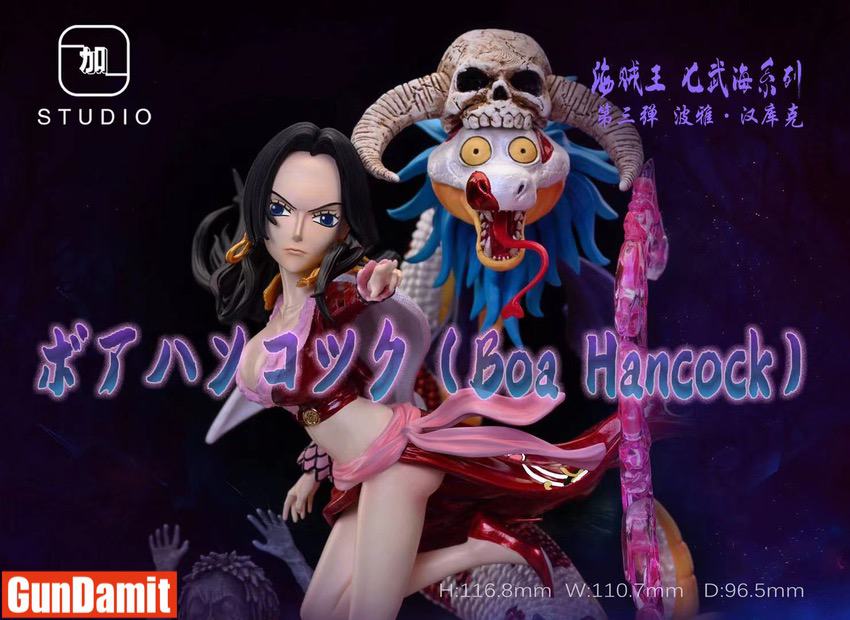 JiaYi Studio Boa Hancock Shichibukai series statue close-up with snake companion JiaYi Studio Boa Hancock Shichibukai series statue close-up with snake companion