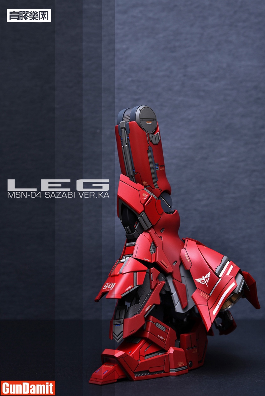 Leg section detail of Sazabi Ver.Ka with upgraded armor paneling Leg section detail of Sazabi Ver.Ka with upgraded armor paneling