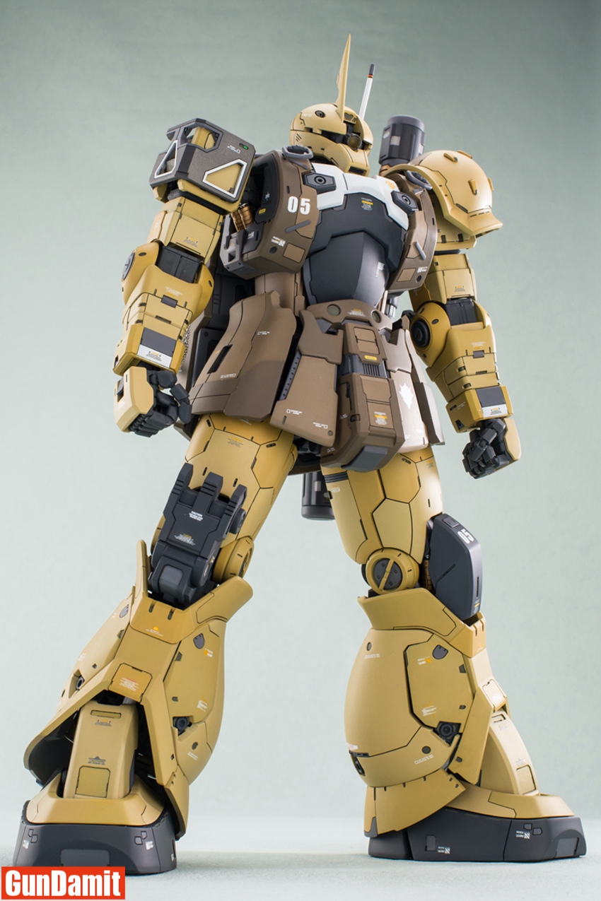 SH Studio 1/60 Zaku I Sniper Type full body front view with external armor upgrade SH Studio 1/60 Zaku I Sniper Type full body front view with external armor upgrade