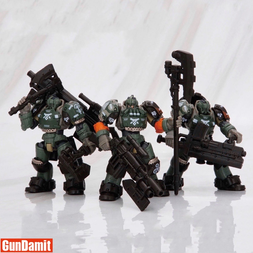 Toys Alliance ARC-17 Yggdrasill Arche-Soldier Squad three figures group combat pose Toys Alliance ARC-17 Yggdrasill Arche-Soldier Squad three figures group combat pose