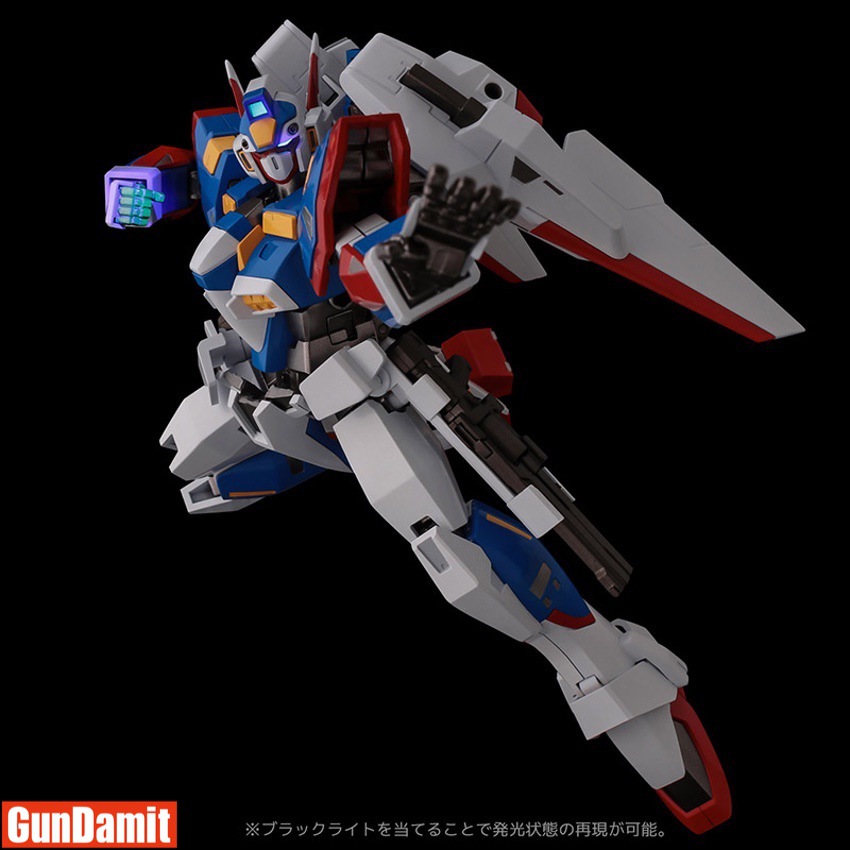 R-1 Riobot dynamic dual-wielding guns flying pose with LED eye glow R-1 Riobot dynamic dual-wielding guns flying pose with LED eye glow