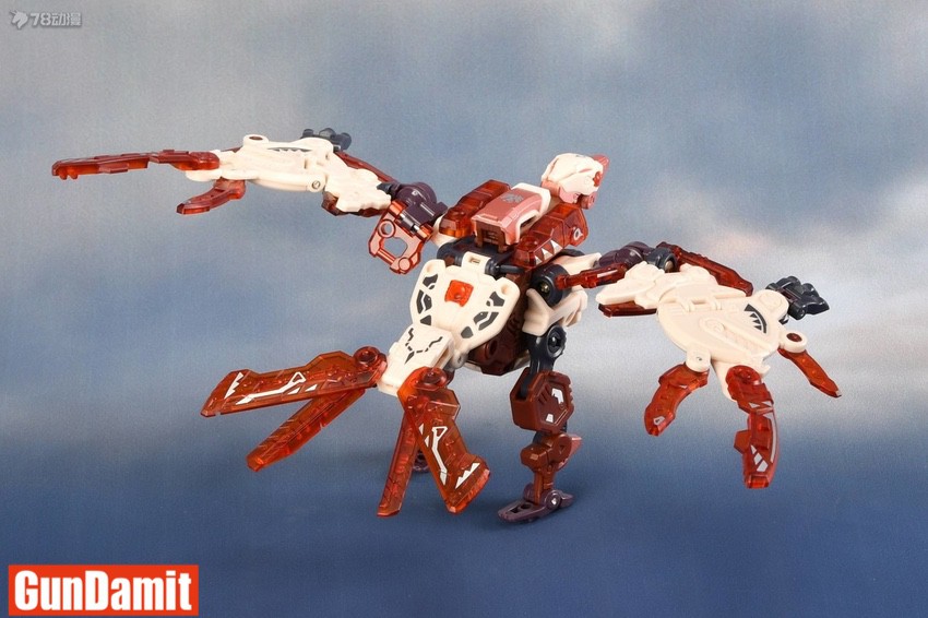 52Toys BB-45 Stratosphere pteranodon mode with wings spread side view 52Toys BB-45 Stratosphere pteranodon mode with wings spread side view